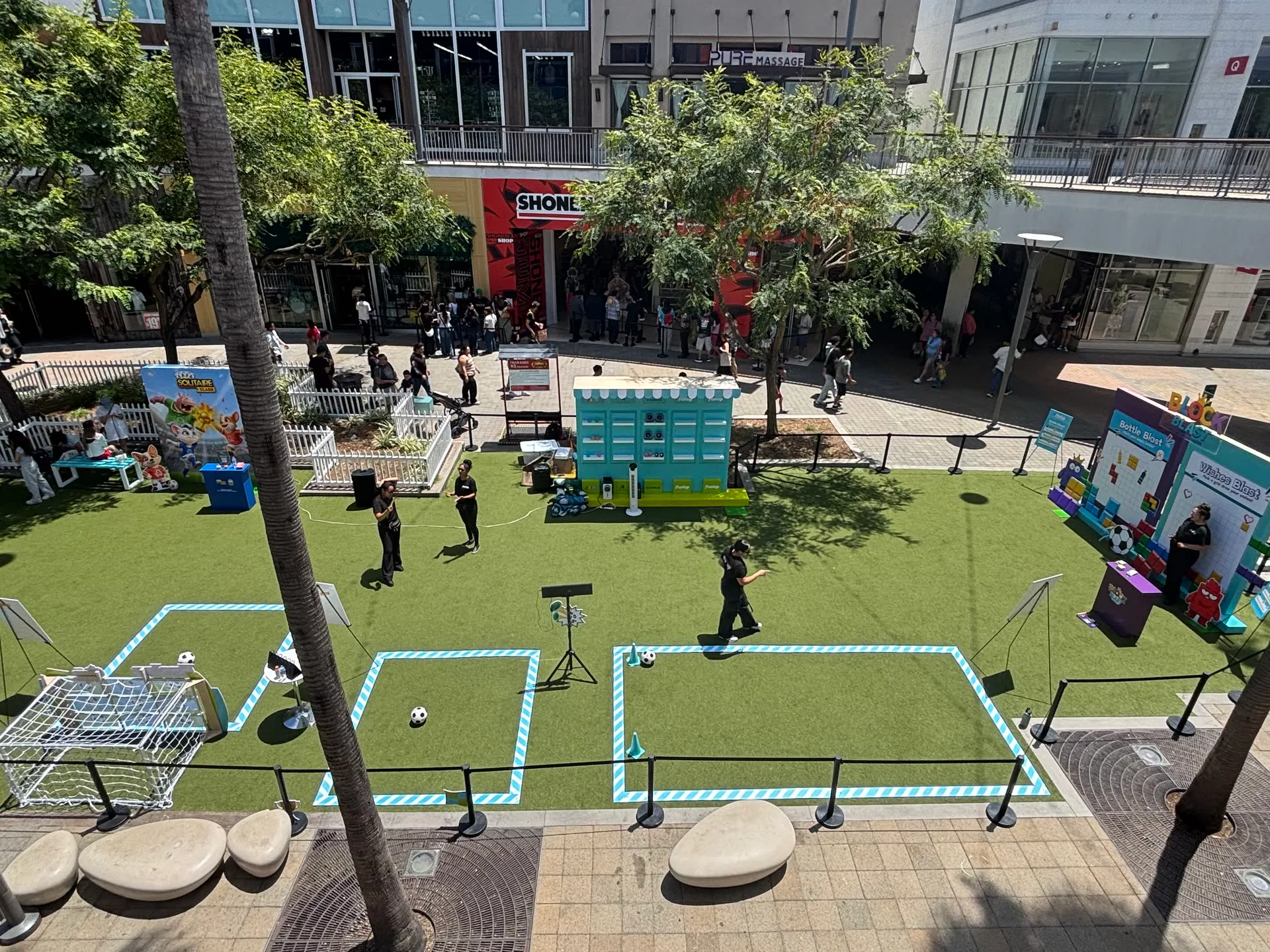 Fuelup booth photo 11 — Los Angeles Pop-up, Los Angeles, CA