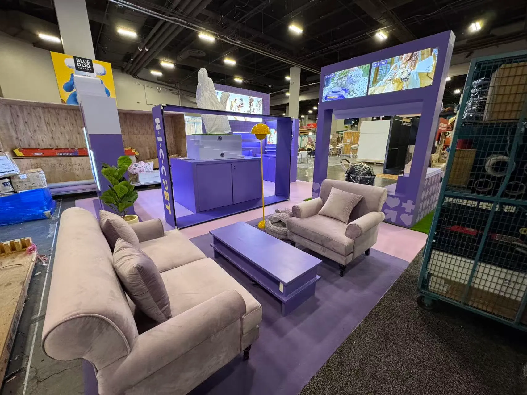 Hicc booth photo 2 — Superzoo, Las Vegas