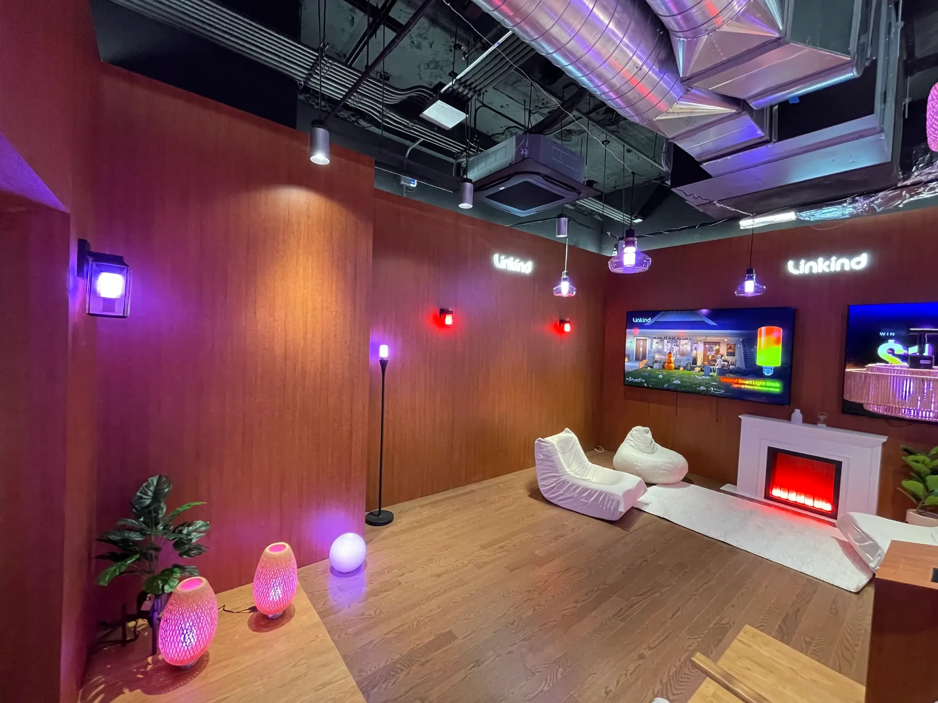 Aidot booth photo 3 — New York Showroom, New York