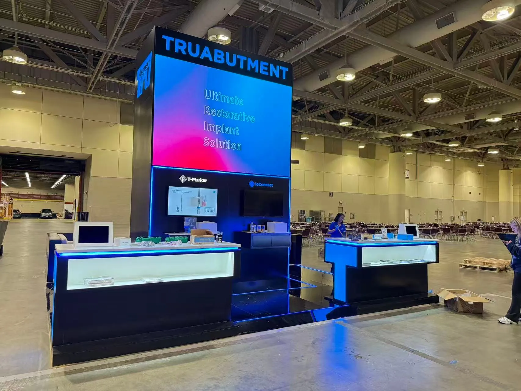 TRUABUTMENT booth photo 3 — CDA 2026, Anahiem，CA