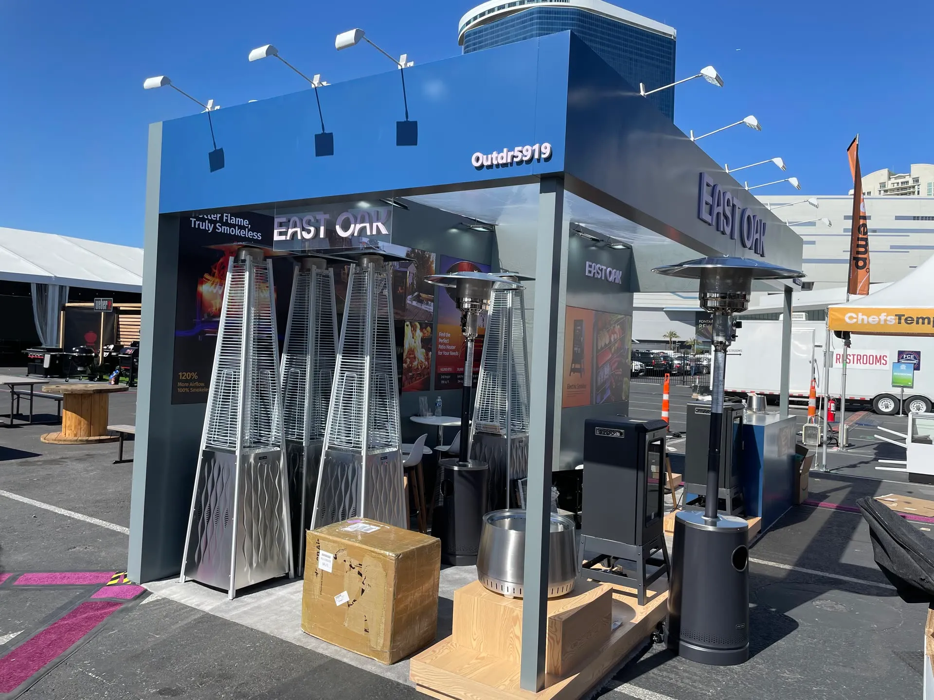 EASK OAK booth photo 4 — Hardware 2025, Las Vegas,NV