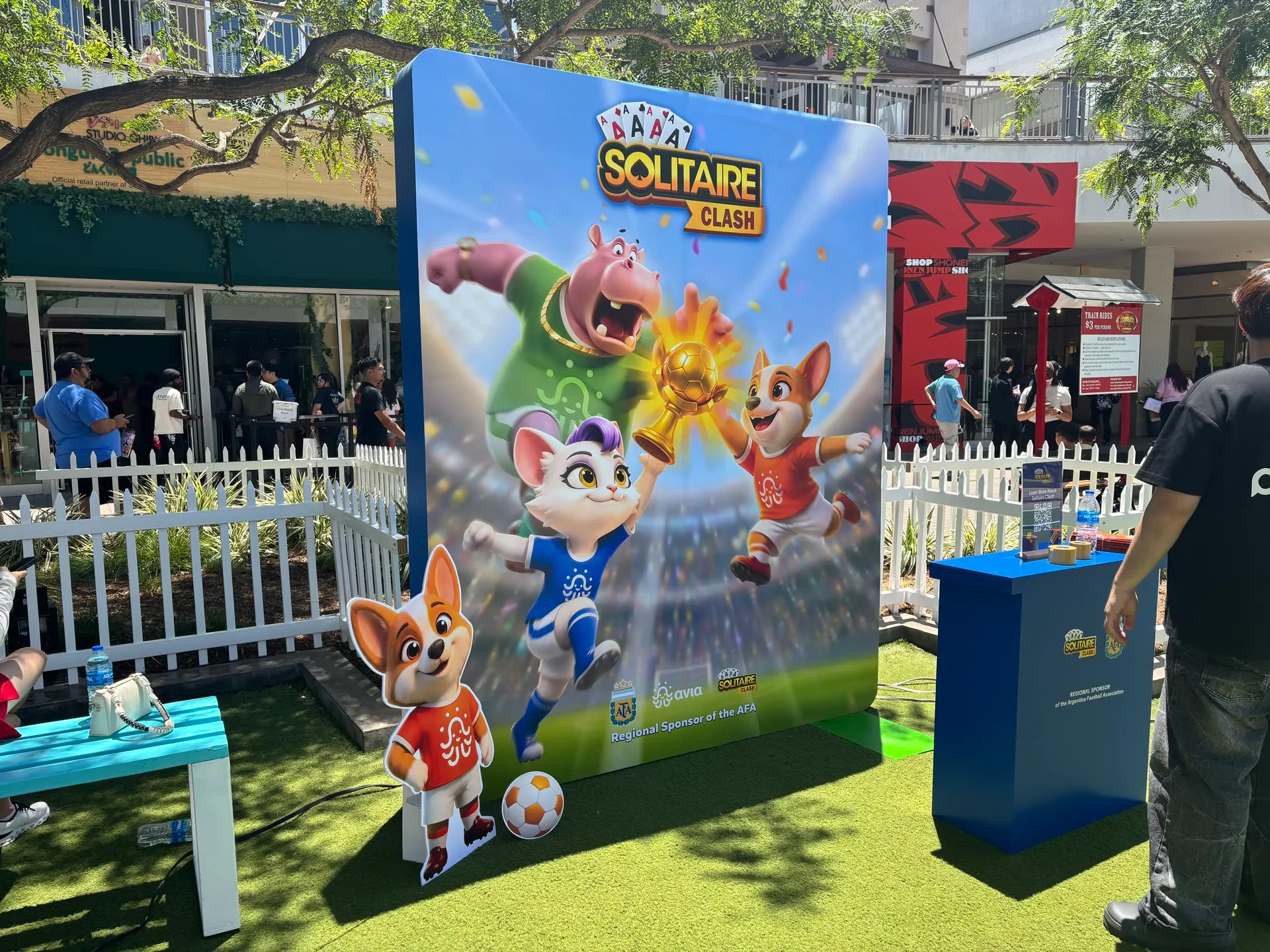 Fuelup booth photo 8 — Los Angeles Pop-up, Los Angeles, CA